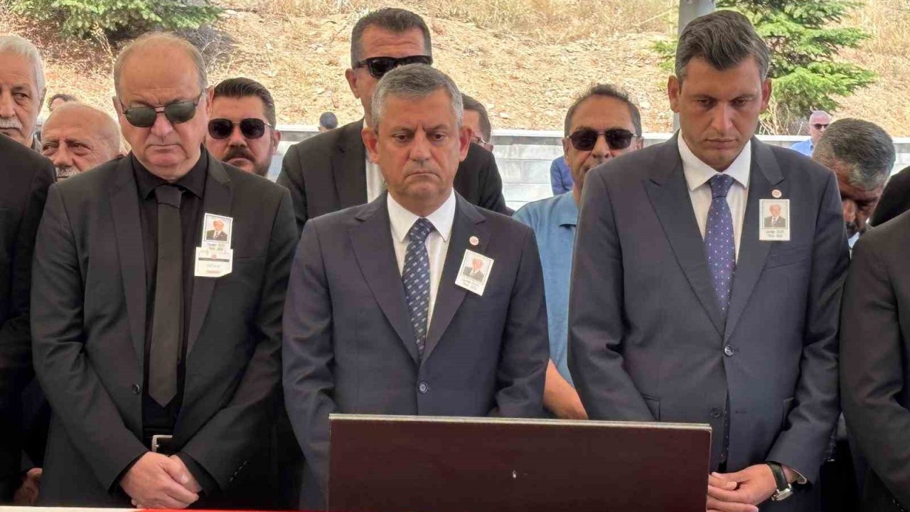 Eski CHP Kocaeli Milletvekili Selvi son yolculuğuna uğurlandı