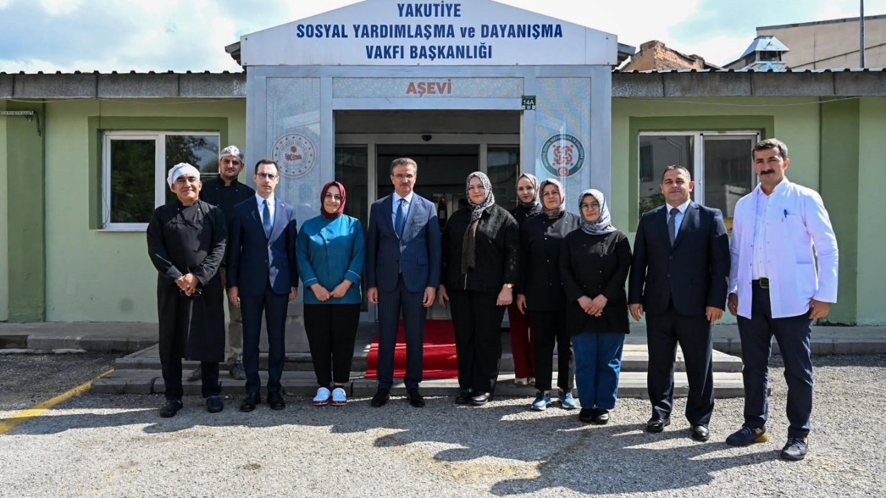 Vali Baruş’tan Yakutiye  ilçe turu