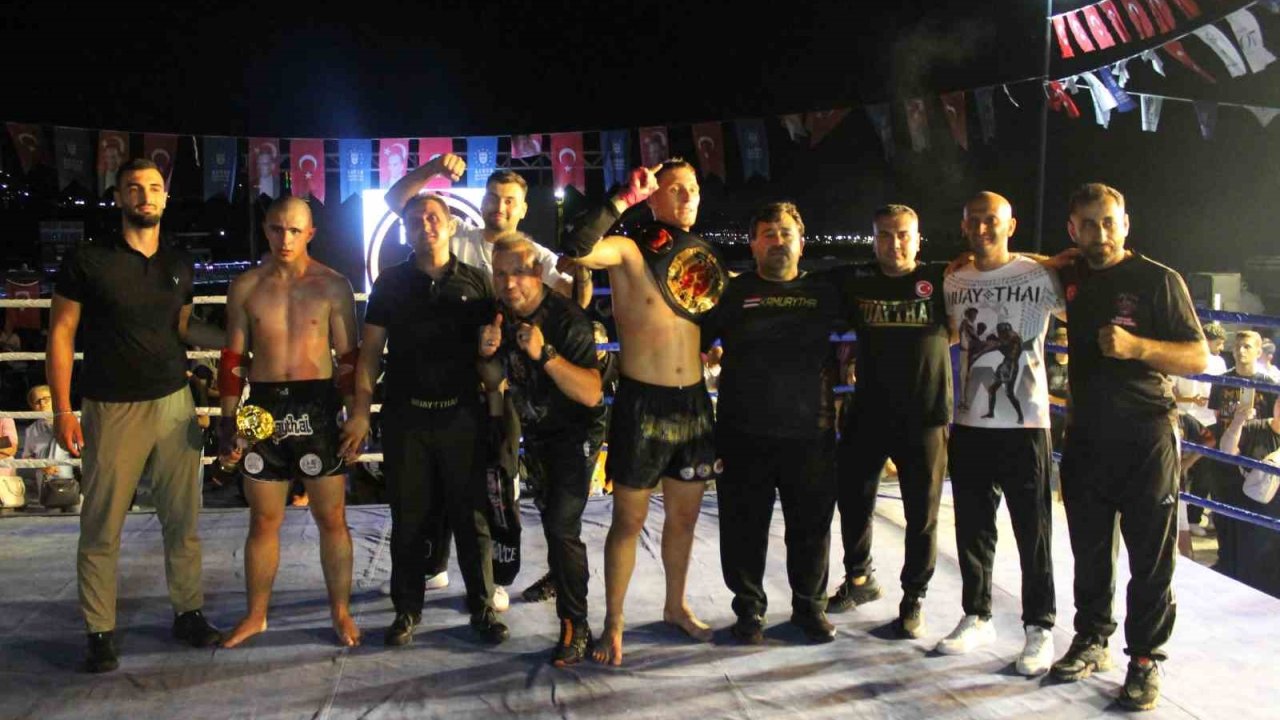 Muaythai şampiyonluk kemerleri Manisa’ya geldi