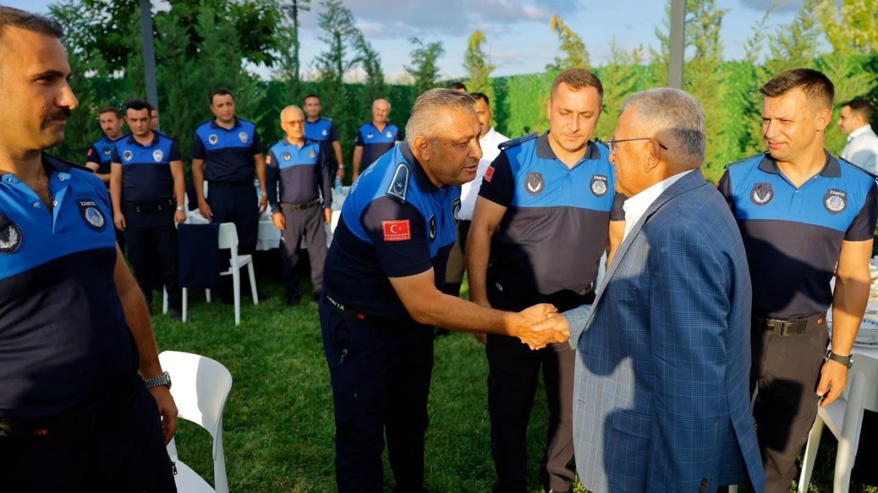 Başkan Büyükkılıç, Zabıta Haftası dolayısıyla zabıta personeli ile buluştu