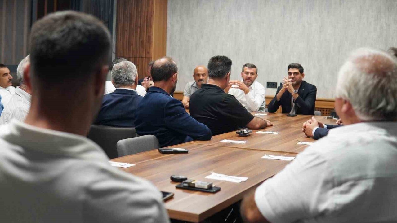 Başkan Çetinkaya, muhtarlarla bir araya geldi