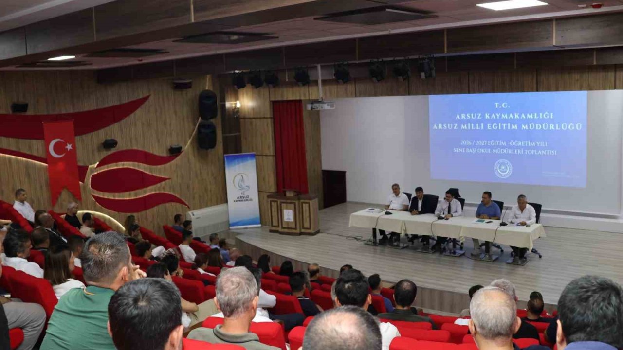 Arsuz’da okul müdürleri toplantısı yapıldı