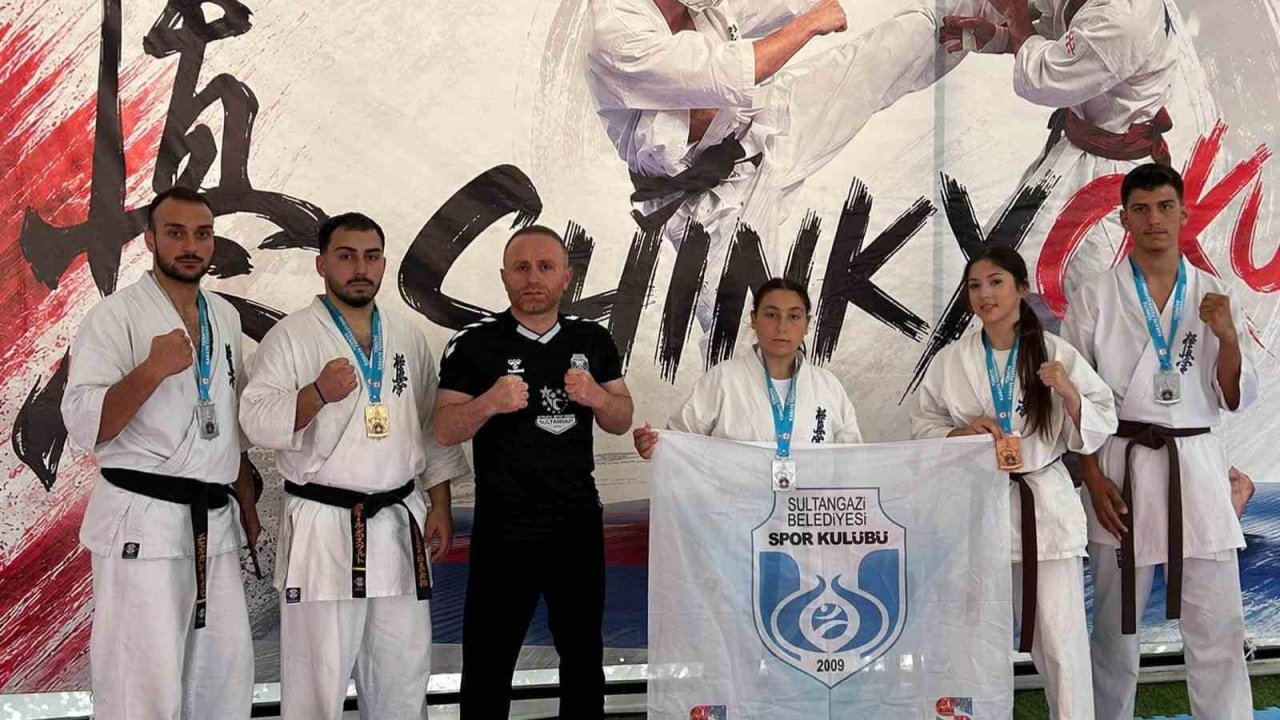Sultangazili sporculardan 7 madalya birden