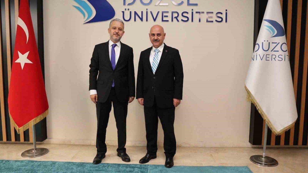 Sağlık Müdürü Yılmaz’dan Rektör Nedim Sözbir’e tebrik