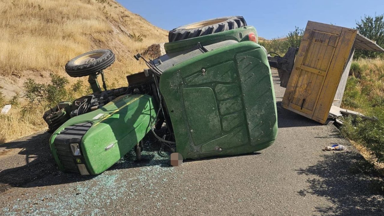 Siirt’te seyir halindeki traktör devrildi: 4 yaralı