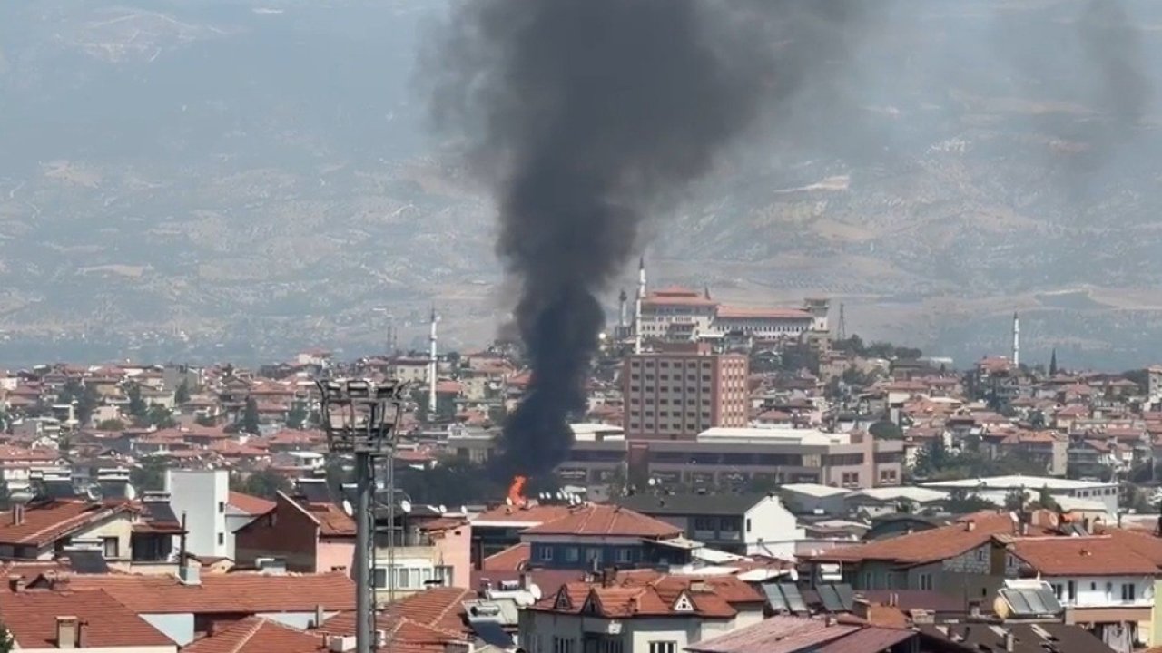 Palet fabrikasında yangın