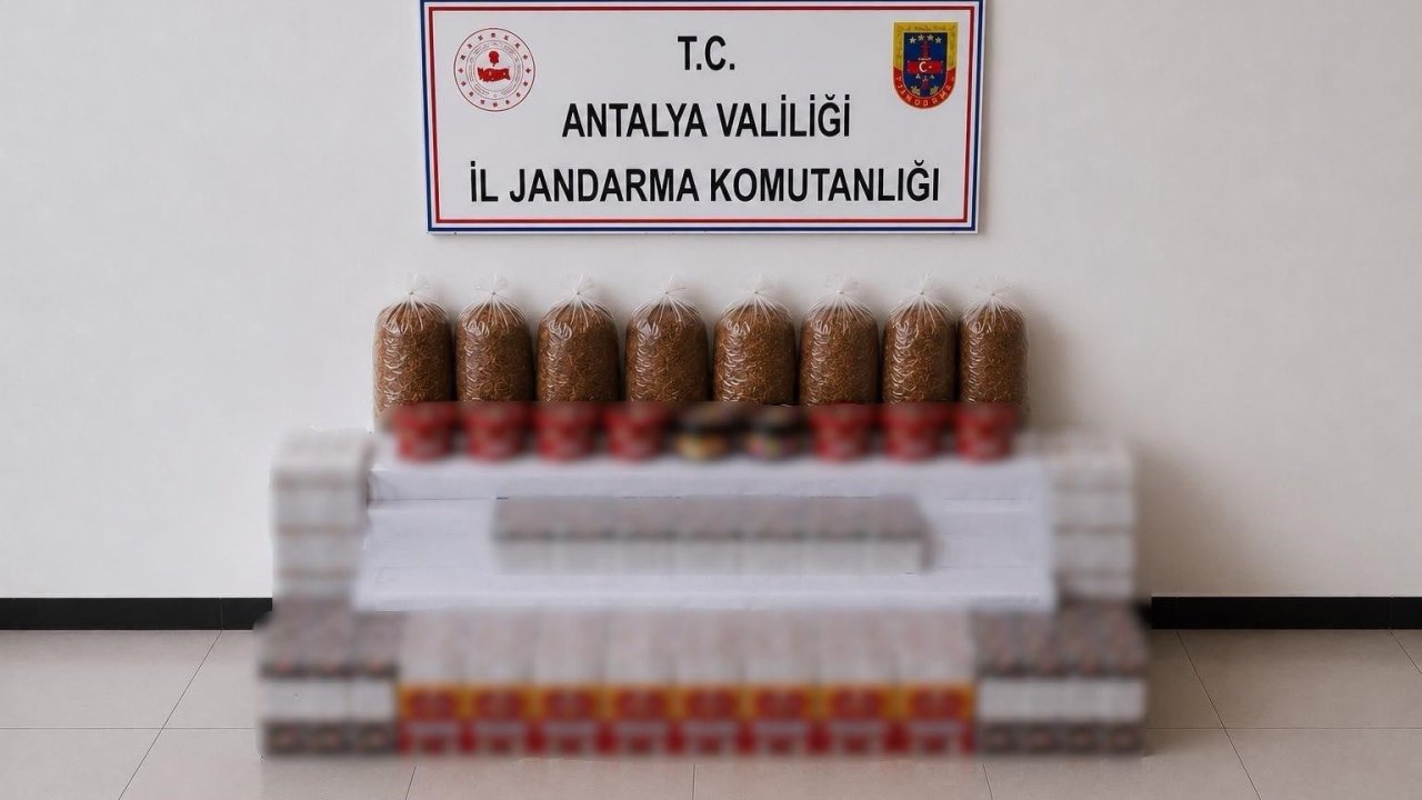 Manavgat’ta kaçak tütün operasyonu: 30 bin dolu makaron ele geçirildi