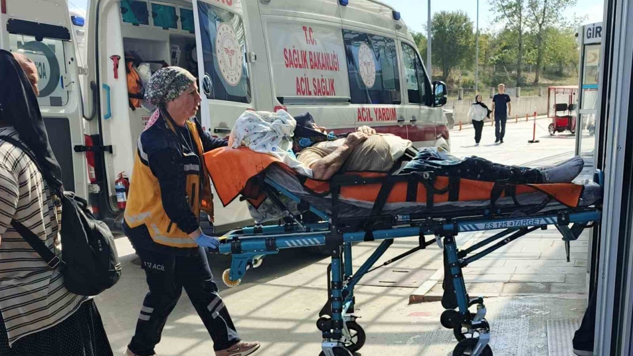 Bafra’da traktörün römorku devrildi: 6 yaralı