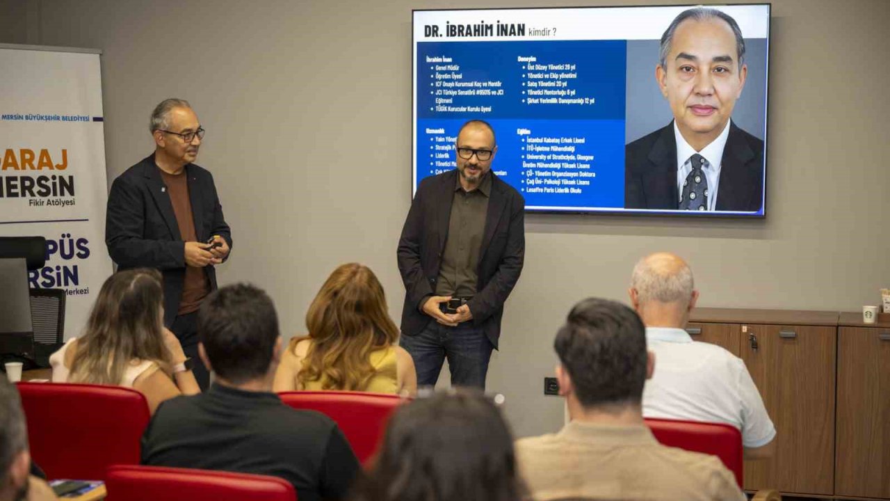 Mersin’de iş dünyası ’dijital liderliği’ konuştu