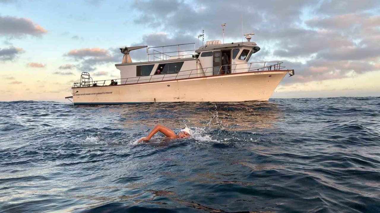 Tuna Tunca, Catalina Kanalı’nı da geçti