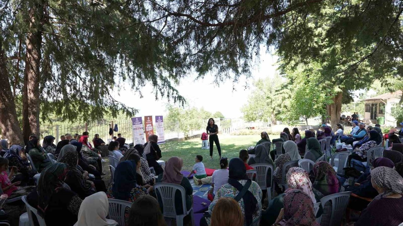 Denizli’nin güçlü kadınları Cankurtaran Yaz Kampı’nda buluştu