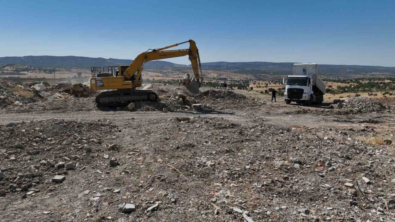 Dicle’de 15 yıllık çöp depolama alanı rehabilite edildi
