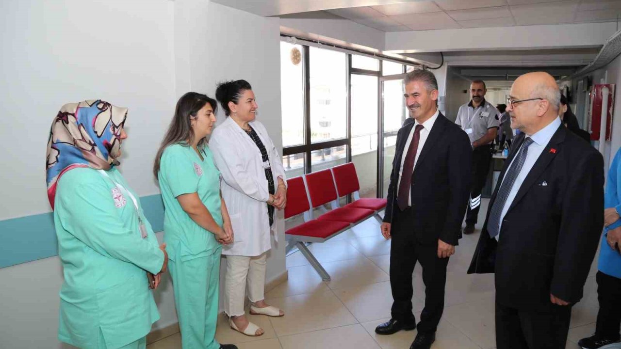 Erzurum İl Sağlık Müdürü Meral saha çalışmalarına yoğunlaştı