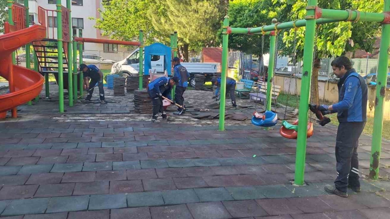 Kamu kurum ve kuruluşlarına Muğla Büyükşehir’den peyzaj desteği