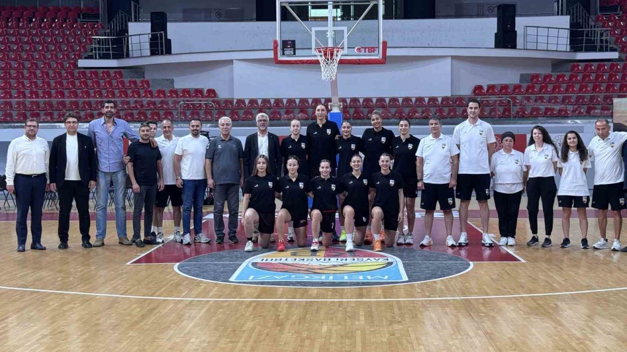 Melikgazi Kayseri Basketbol ile Memorial Kayseri Hastanesi sponsorluk anlaşması imzaladı