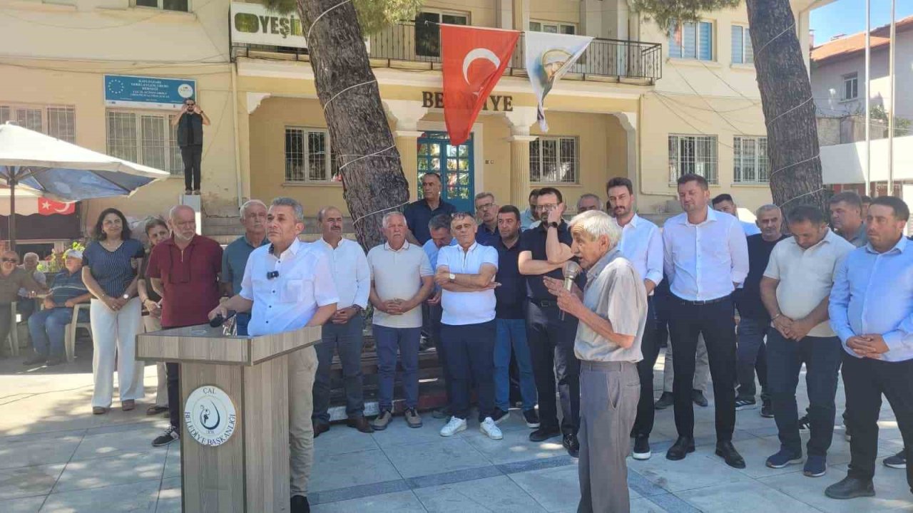 Üzüm üreticisinin sesi olan Başkan Hakan; "Üreticinin alın teri bu kadar ucuz değil"