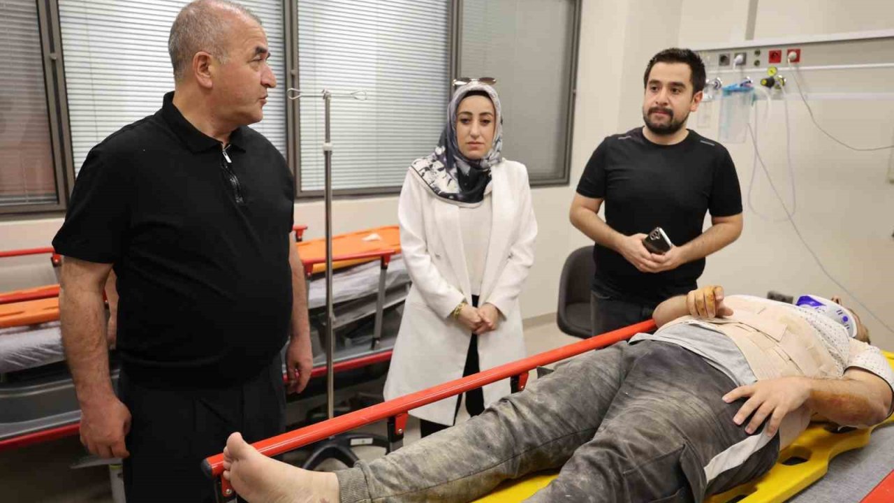 Vali Hatipoğlu hastanedeki yaralıları ziyaret etti