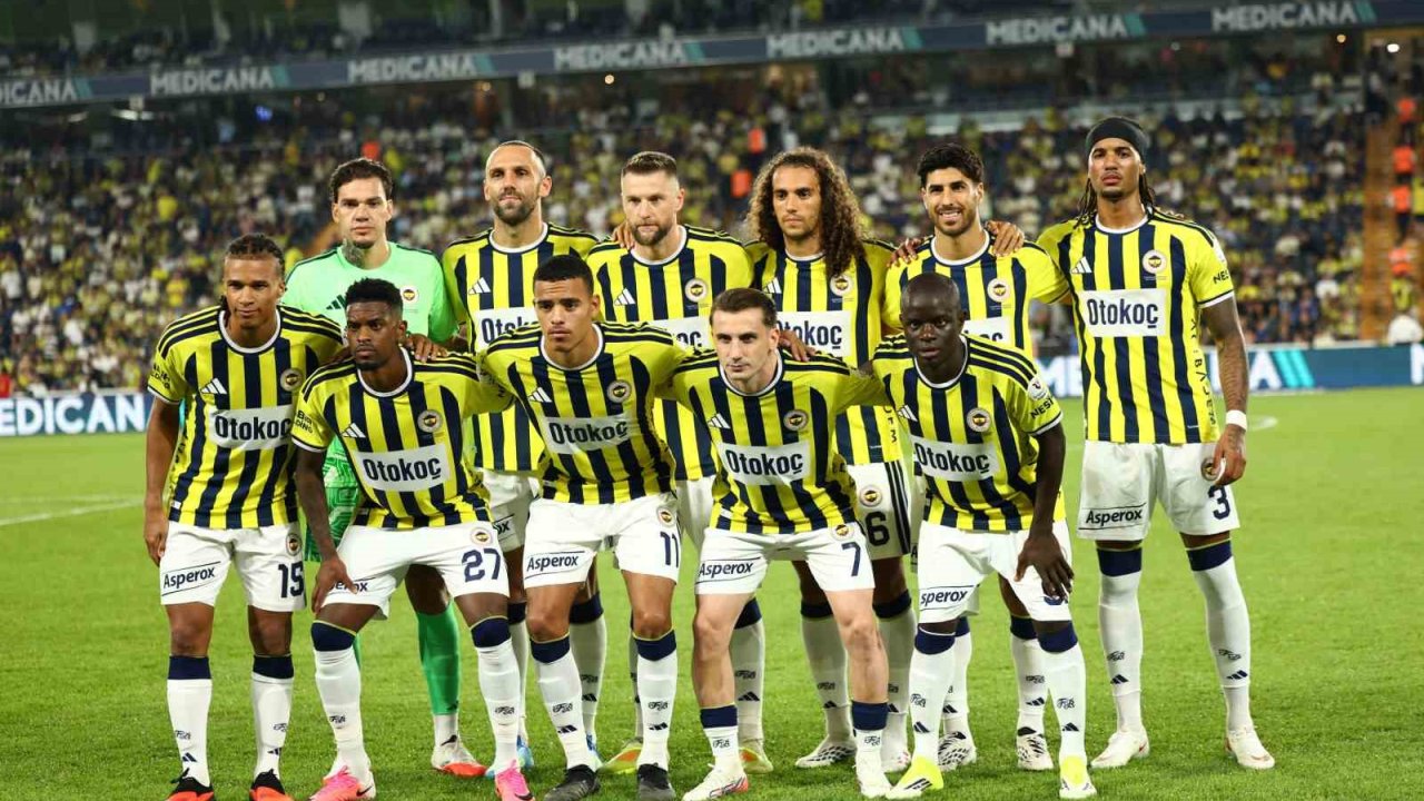 Fenerbahçe’de hedef sezonun ilk derbisinde galibiyet