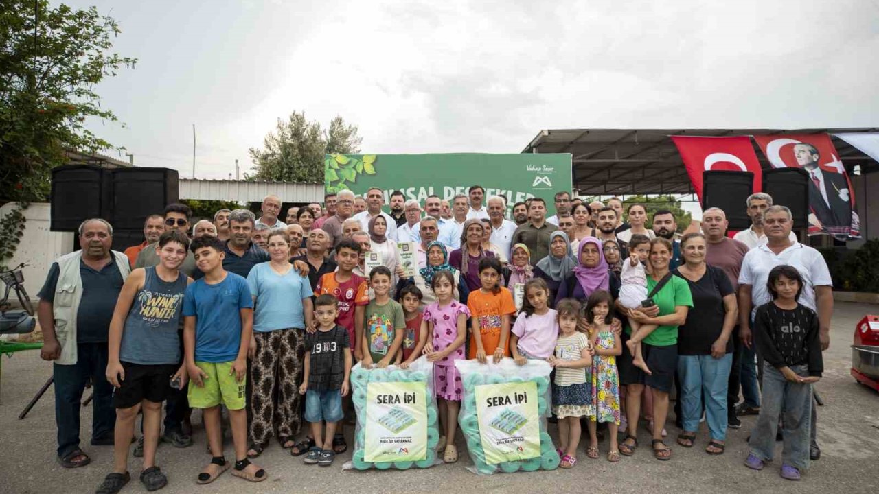 Mersin Büyükşehir Belediyesinden üreticiye nefes aldıran tarımsal destek