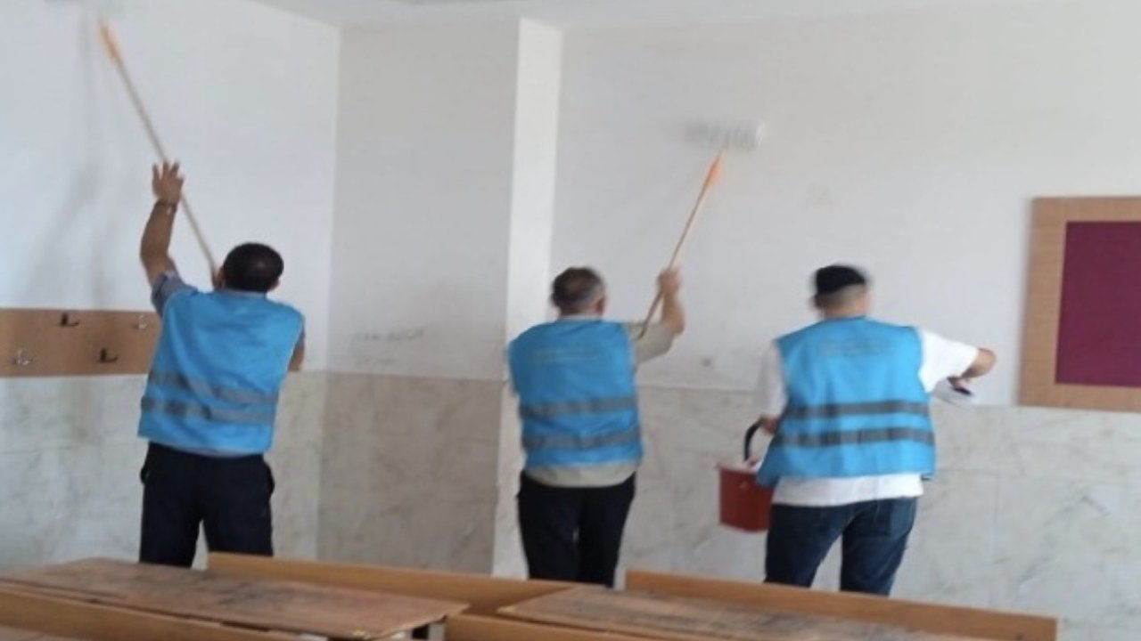 Mersin’de denetimli serbestlik yükümlülerinden 6 okulda bakım ve tadilat