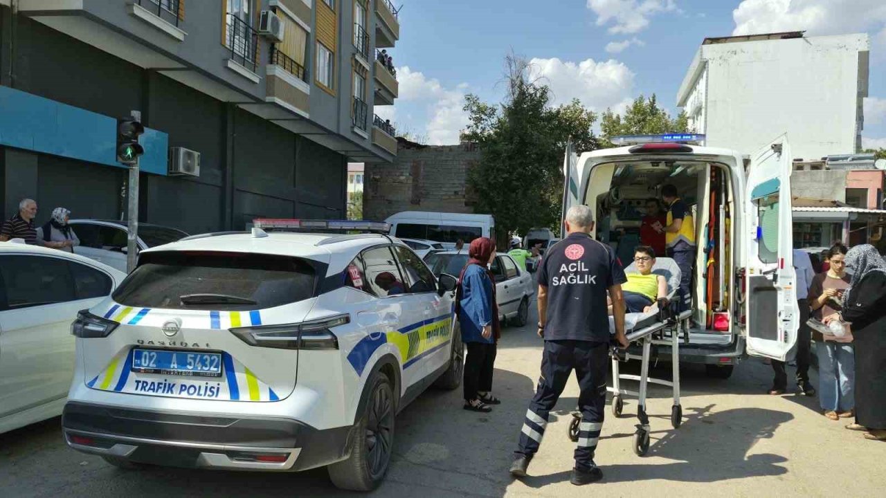 Otomobilin çarptığı 10 yaşındaki çocuk yaralandı