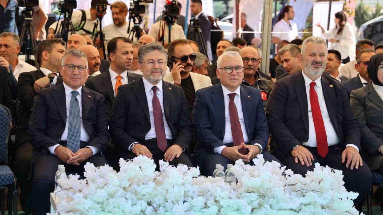 Tarım ve Orman Bakanı Yumaklı: "Gıda arz güvenliği tehdit altında"