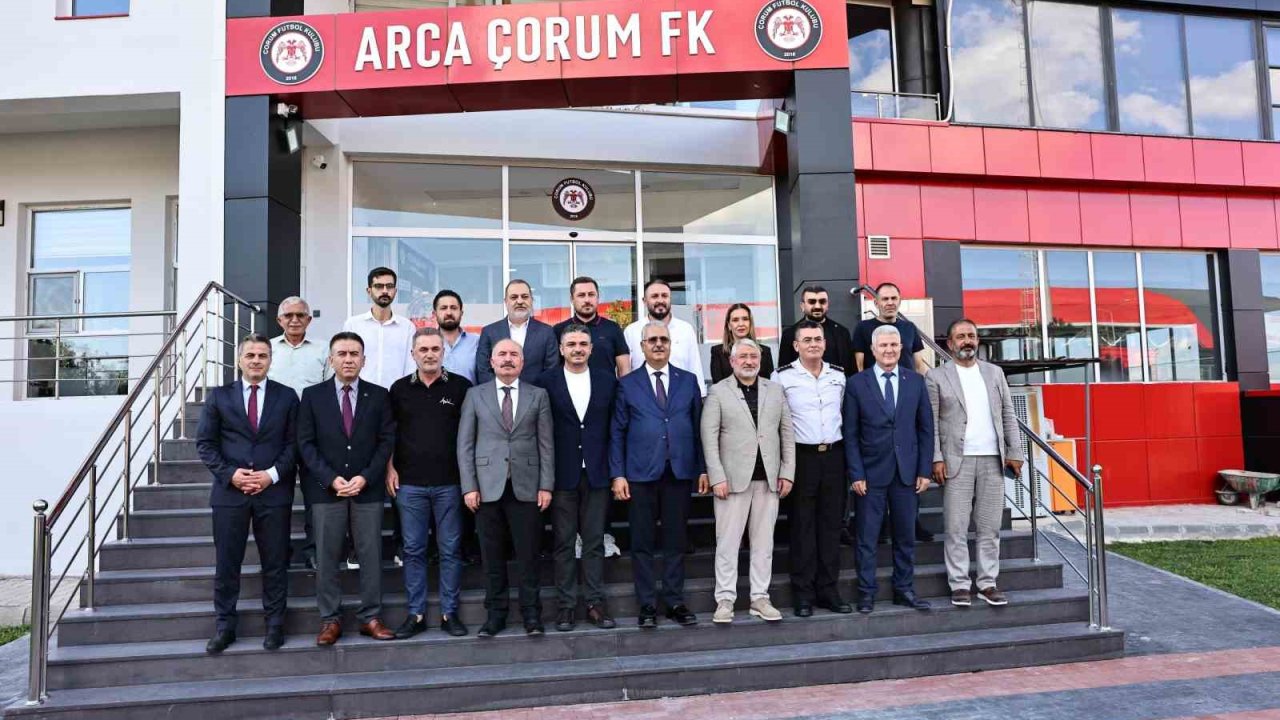 Çorum protokolünden Çorum FK’ya ziyaret: Kulüpp hedefleri istişare edildi