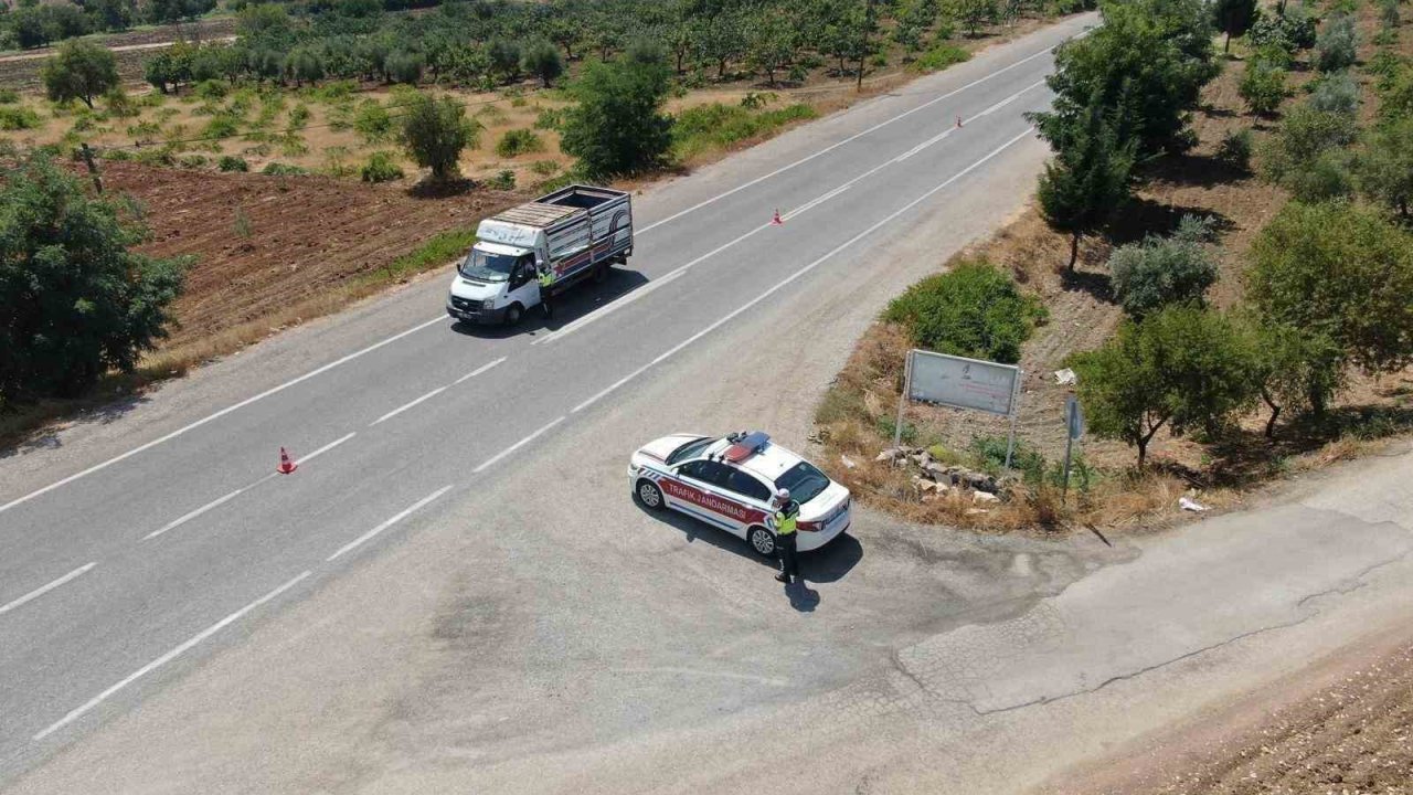 Kilis’te trafik güvenliği için dron ile denetimi gerçekleşti