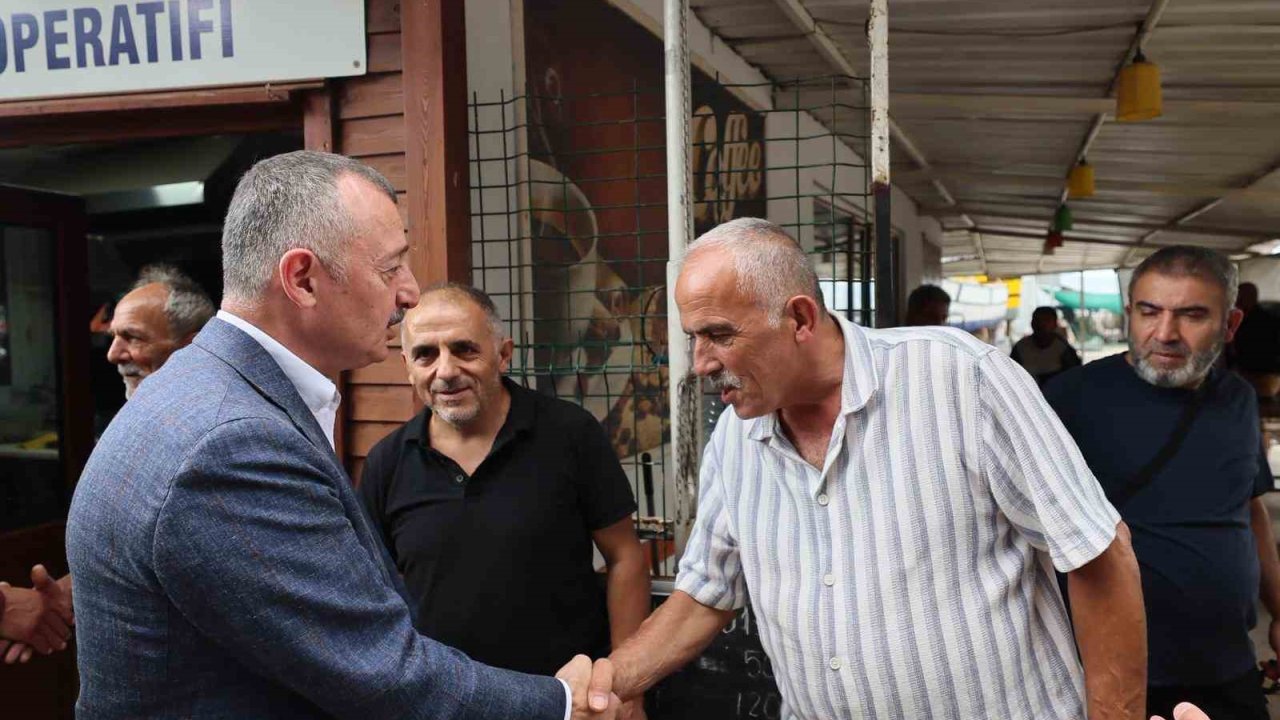 Büyükakın, yeni sezonda Karamürselli balıkçıları yalnız bırakmadı