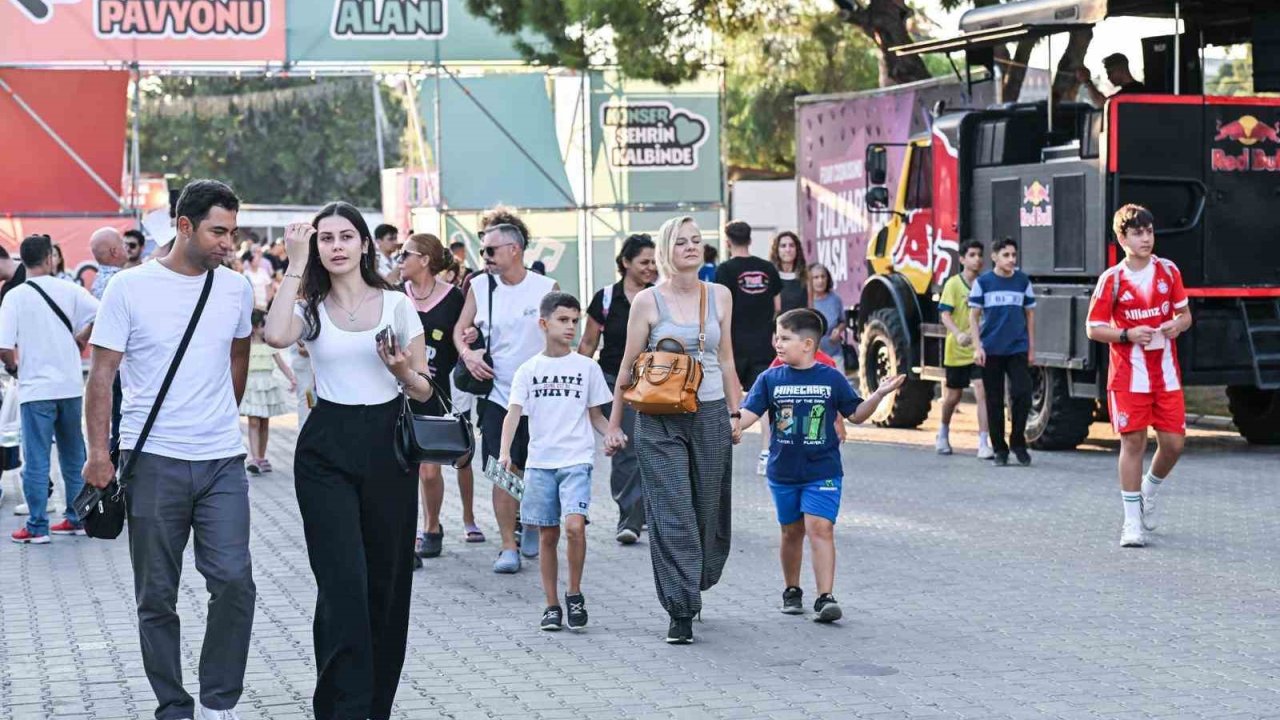 İEF’de kültür, sanat ve eğlence bir arada