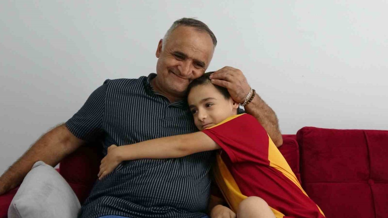 "Dede çok pis kokuyorsun" sözü sigarayı bıraktırdı
