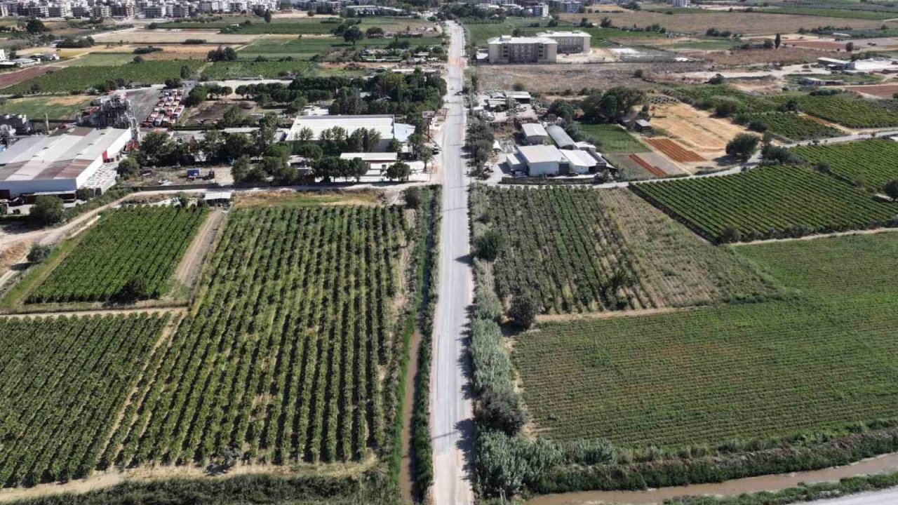 Muradiye’de yollar konforlu hale getiriliyor