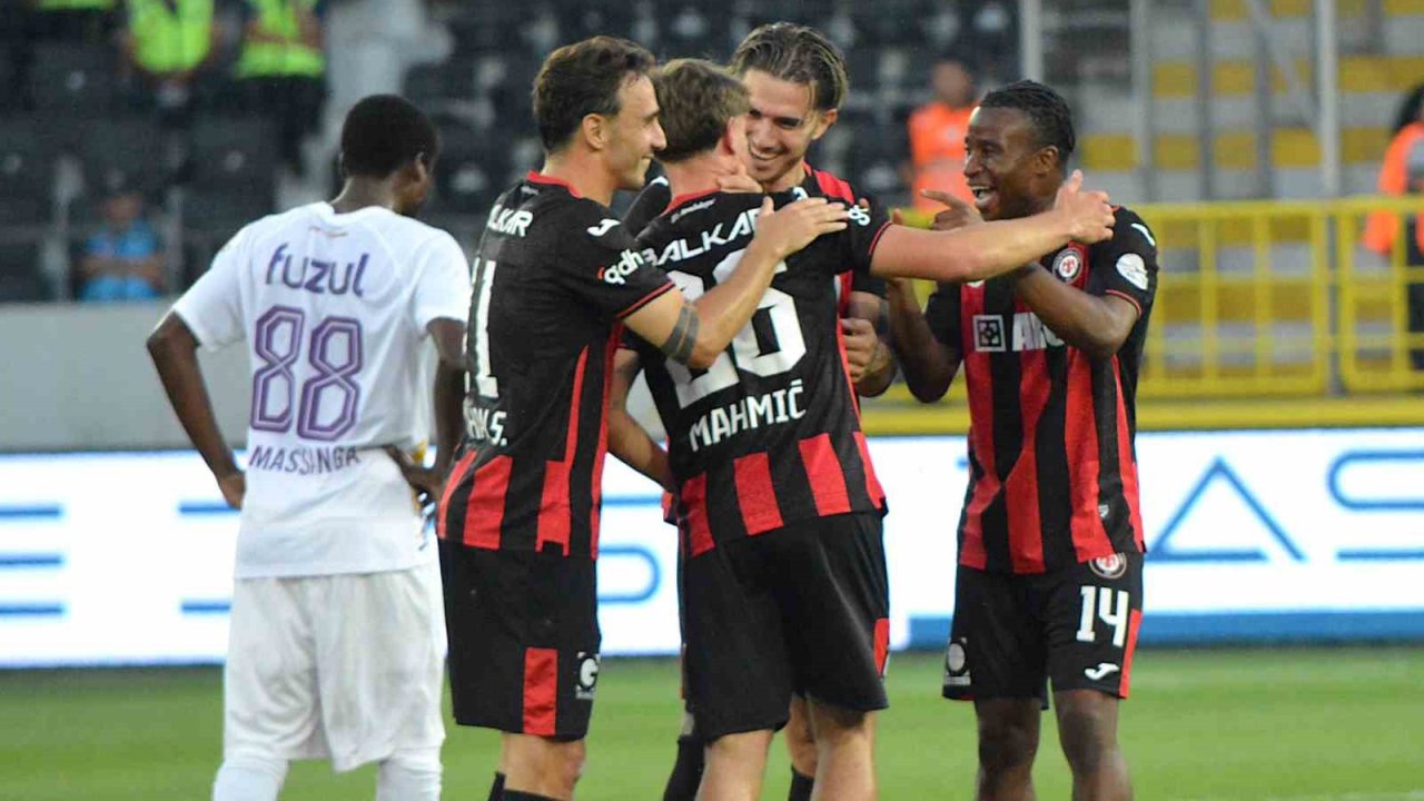Trendyol Süper Lig: Çorum FK: 3 - Eyüpspor: 0 (Maç sonucu)