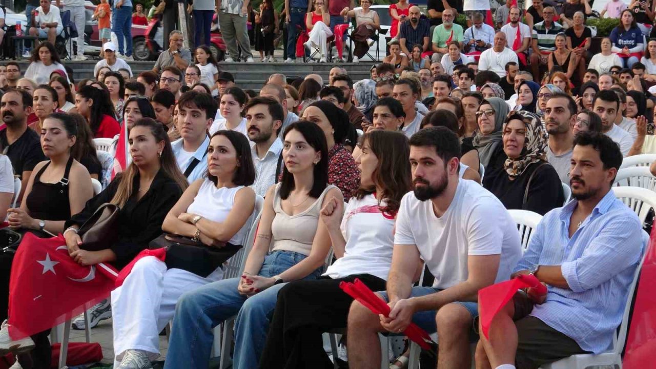 Filenin Sultanları’nın final heyecanı Kartal’da meydanlara taşındı