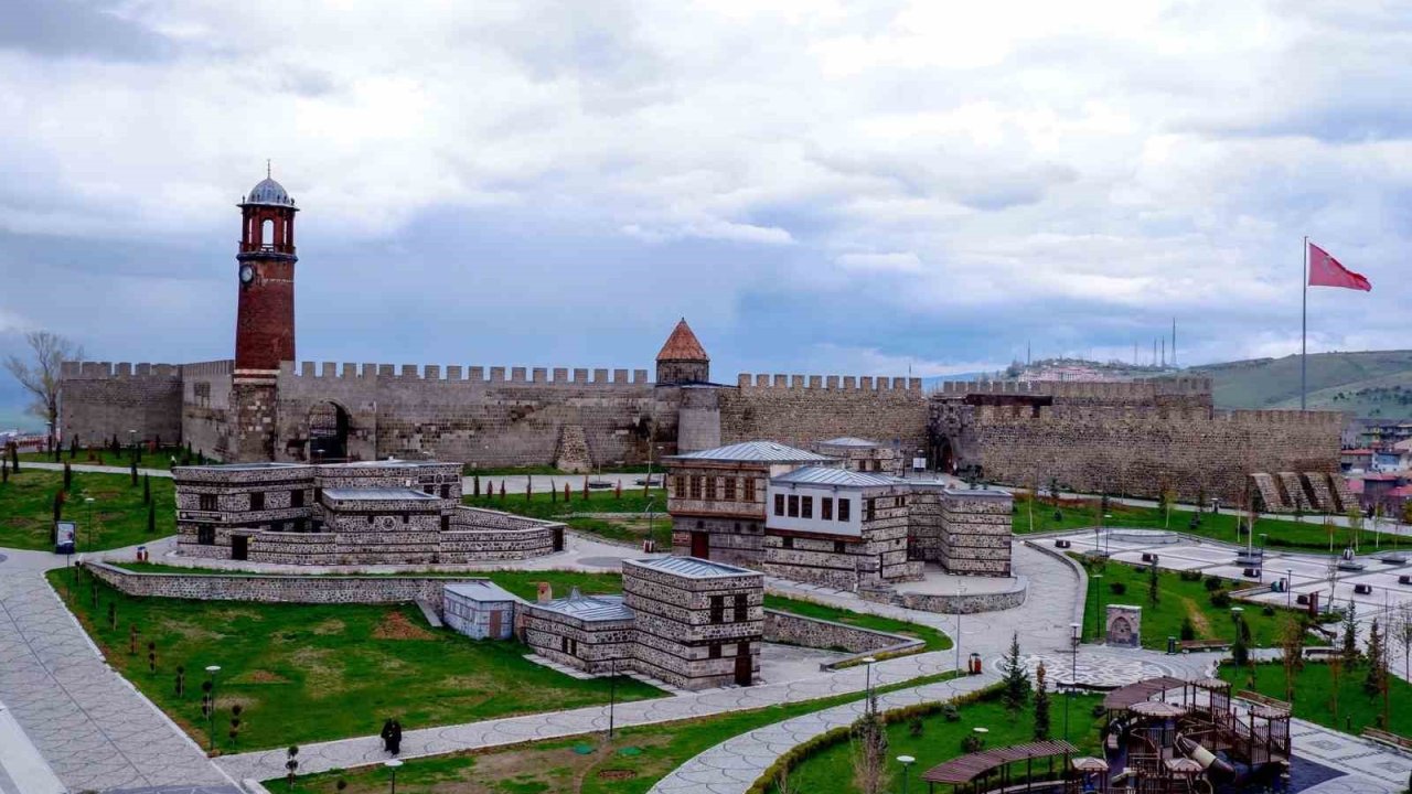 Erzurum’da bir yılda özel müzelere 997 bin ziyaretçi