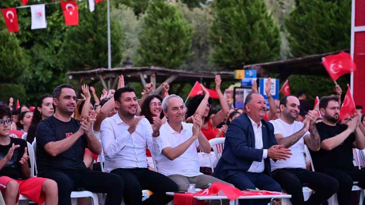 Dokumapark’ta Avrupa şampiyonluğu coşkusu