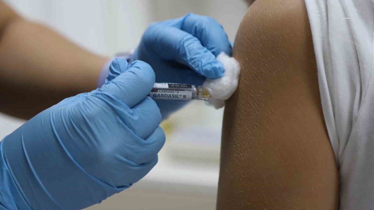 Muğla Büyükşehir’in HPV aşı desteği sürüyor