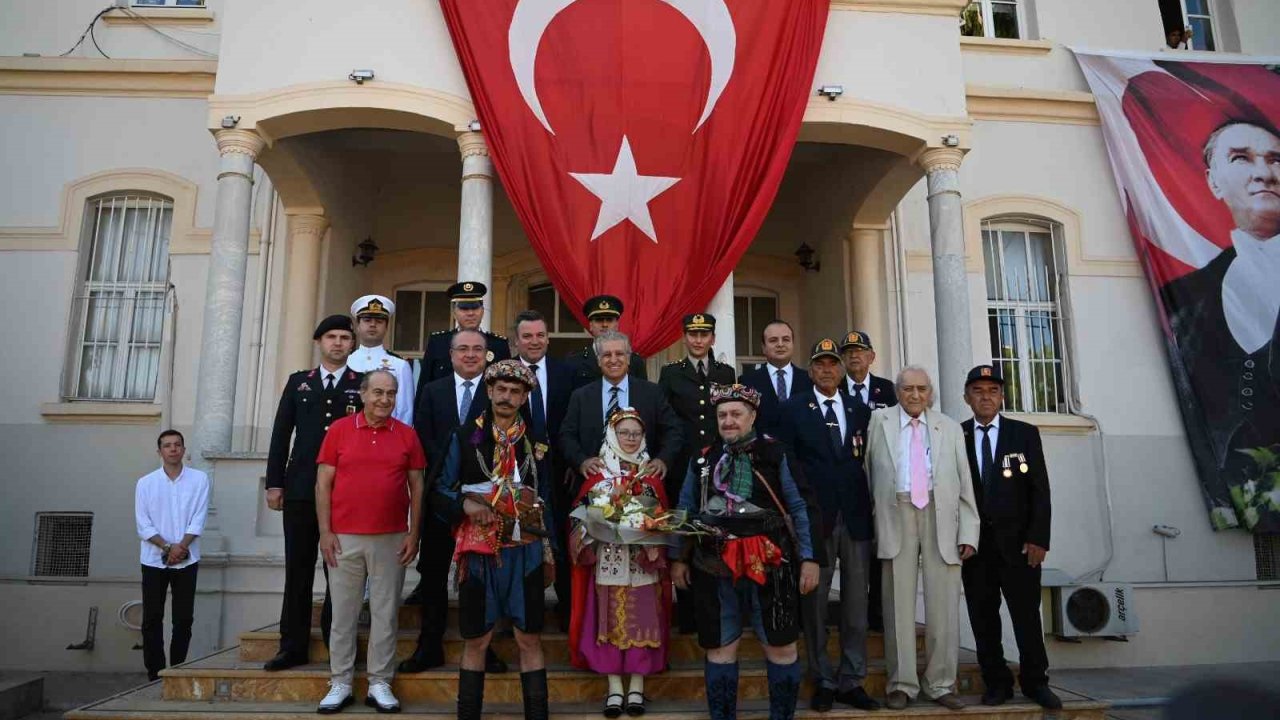 Kuşadası’nın kurtuluşunun 104’üncü yıl dönümü törenle kutlandı