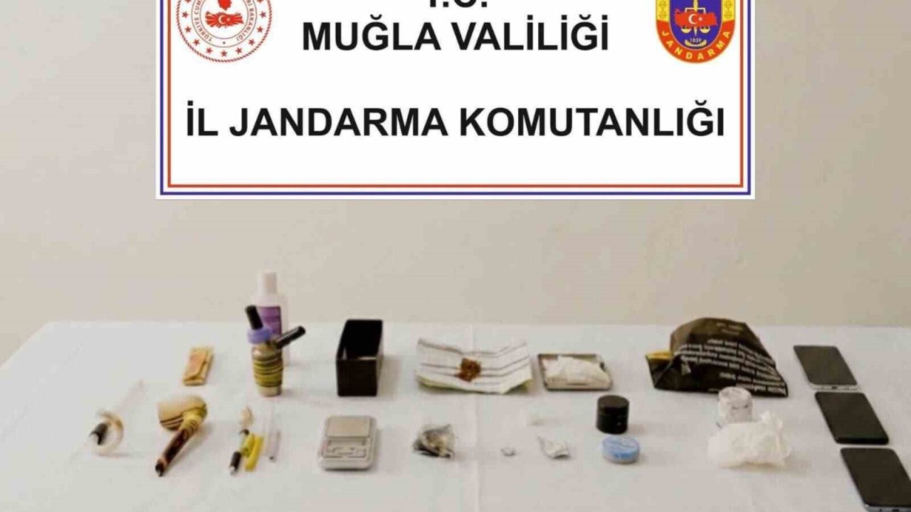 Bodrum’da 1’i eski avukat, 3 kişi tutuklandı