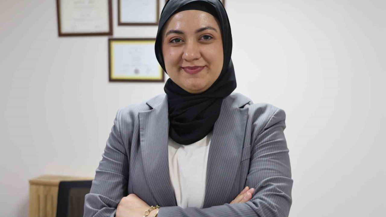 Uzman Psikolog Yıldız, " Ebeveynlerin en sık yaptığı hatalardan biri, çocuk kaygılandığında hemen onu rahatlatmaya çalışmaktır"
