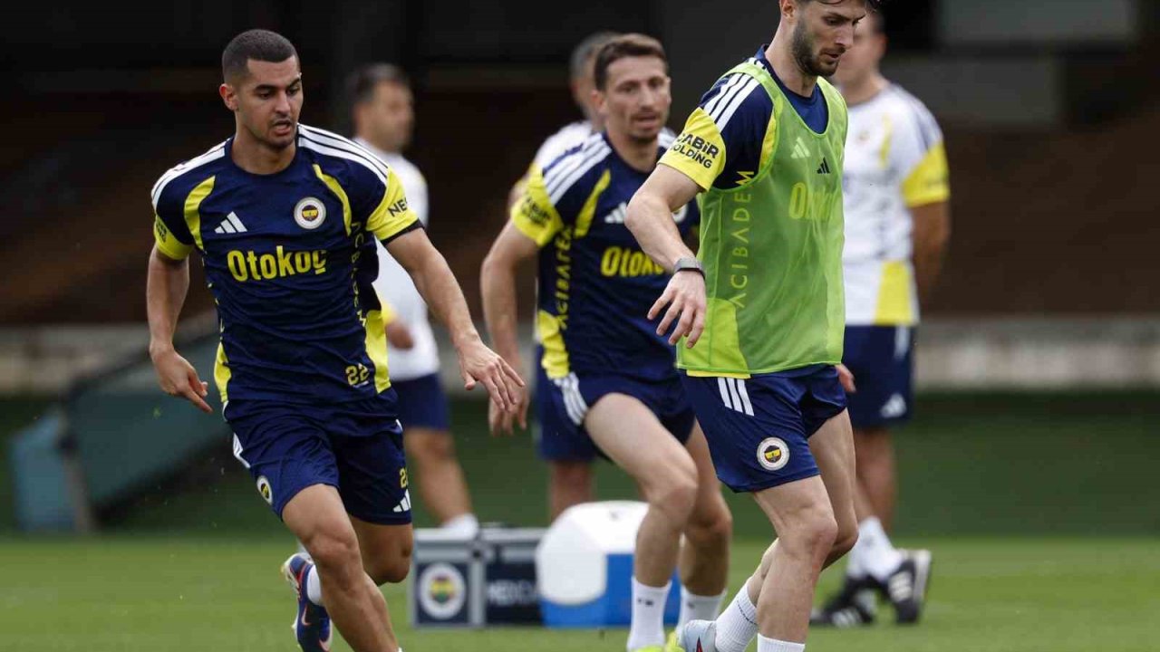 Fenerbahçe’de Roma maçı hazırlıkları devam etti