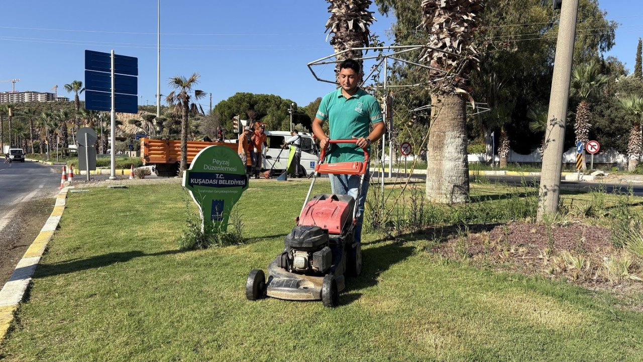 Kuşadası’nın ana arterlerinde hummalı çalışma