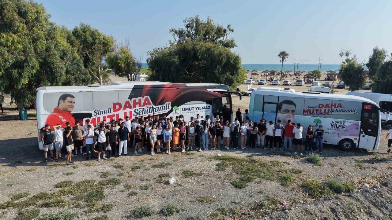 Başkan Yılmaz’dan binlerce öğrenciye unutulmaz yaz hediyesi