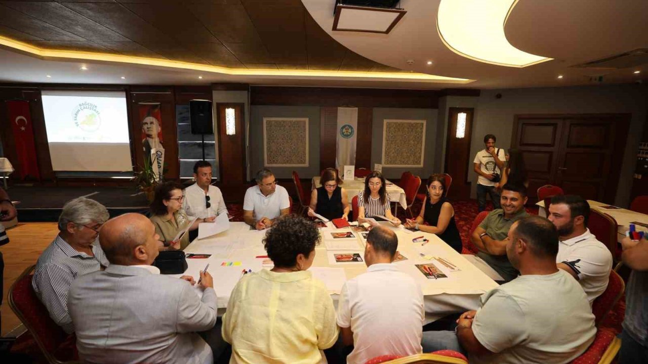 Şehzadeler’de Bağcılık ve Tarım Çalıştayı düzenlendi