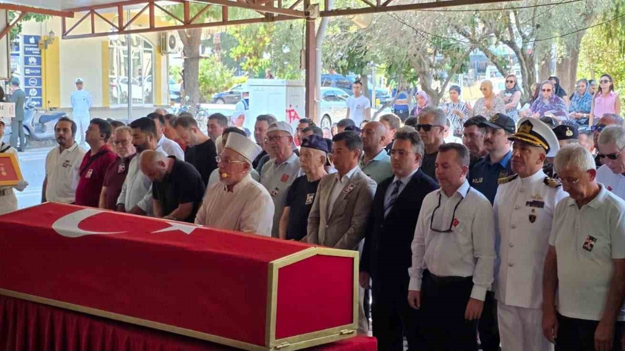 Marmaris’te Kıbrıs Gazisi Yavuzer, son yolculuğuna uğurlandı