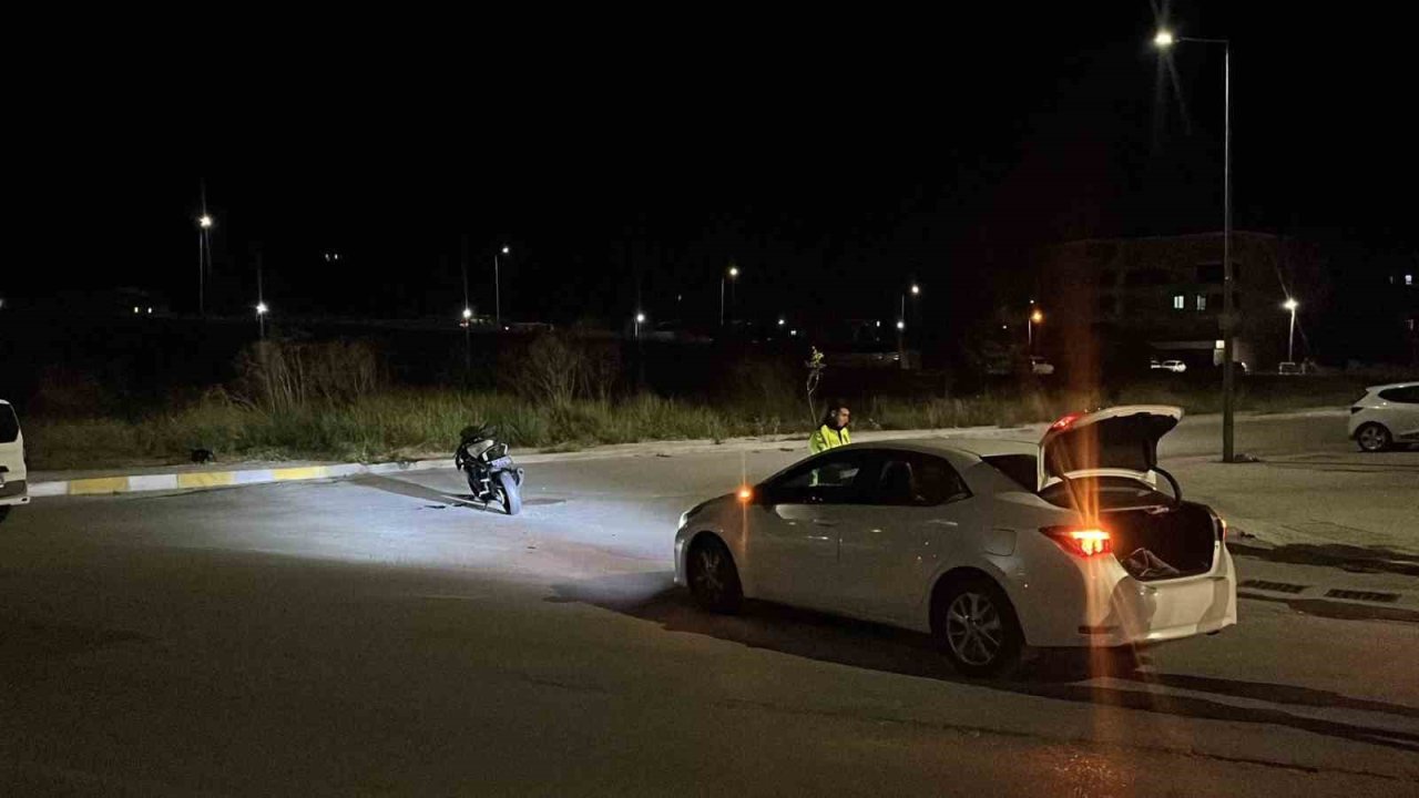 Çorum’da otomobil ile motosiklet çarpıştı: 1 yaralı