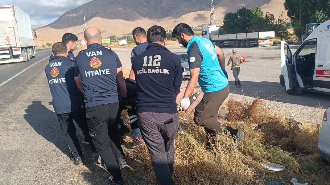 Van’da trafik kazası: 4 yaralı