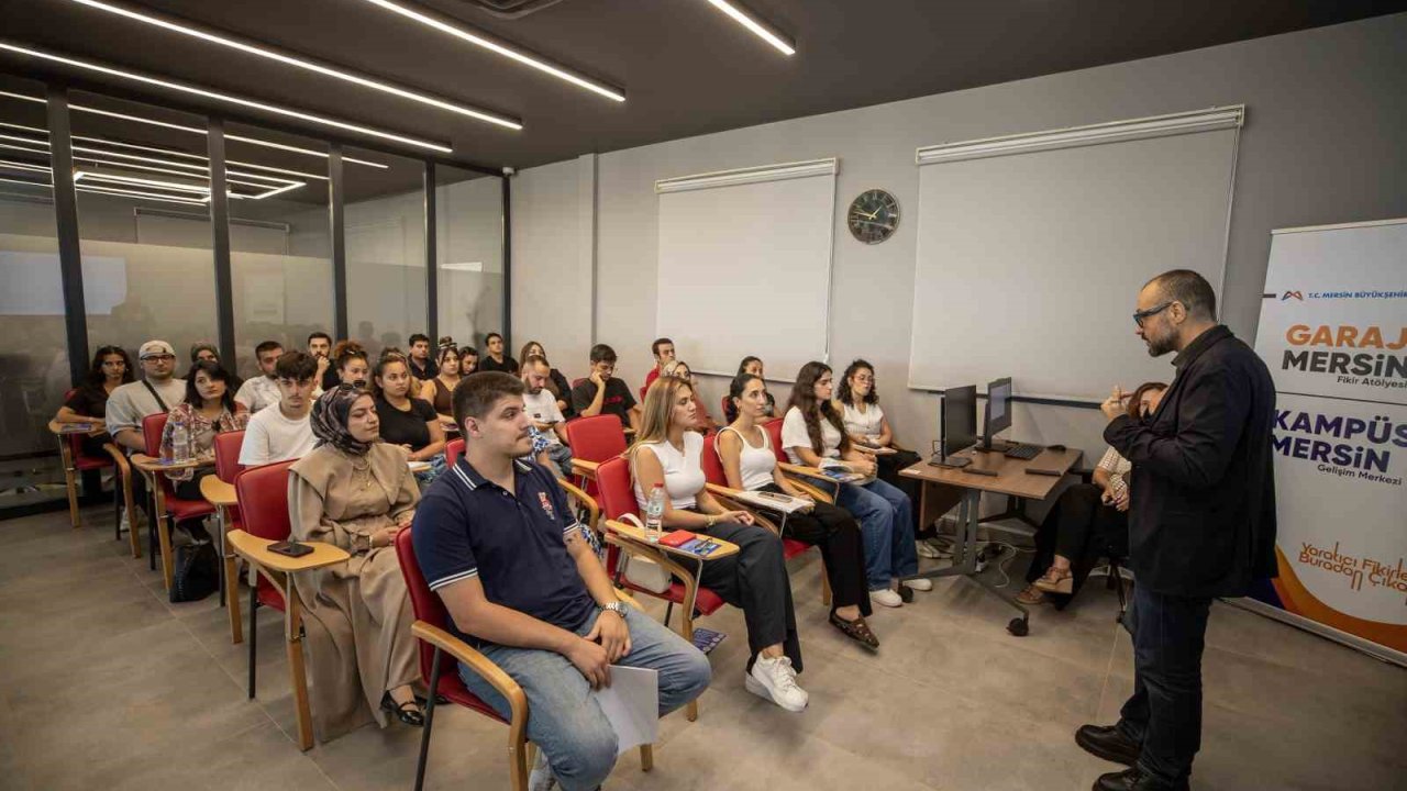 Mersin’de gençler iş dünyası ile buluştu
