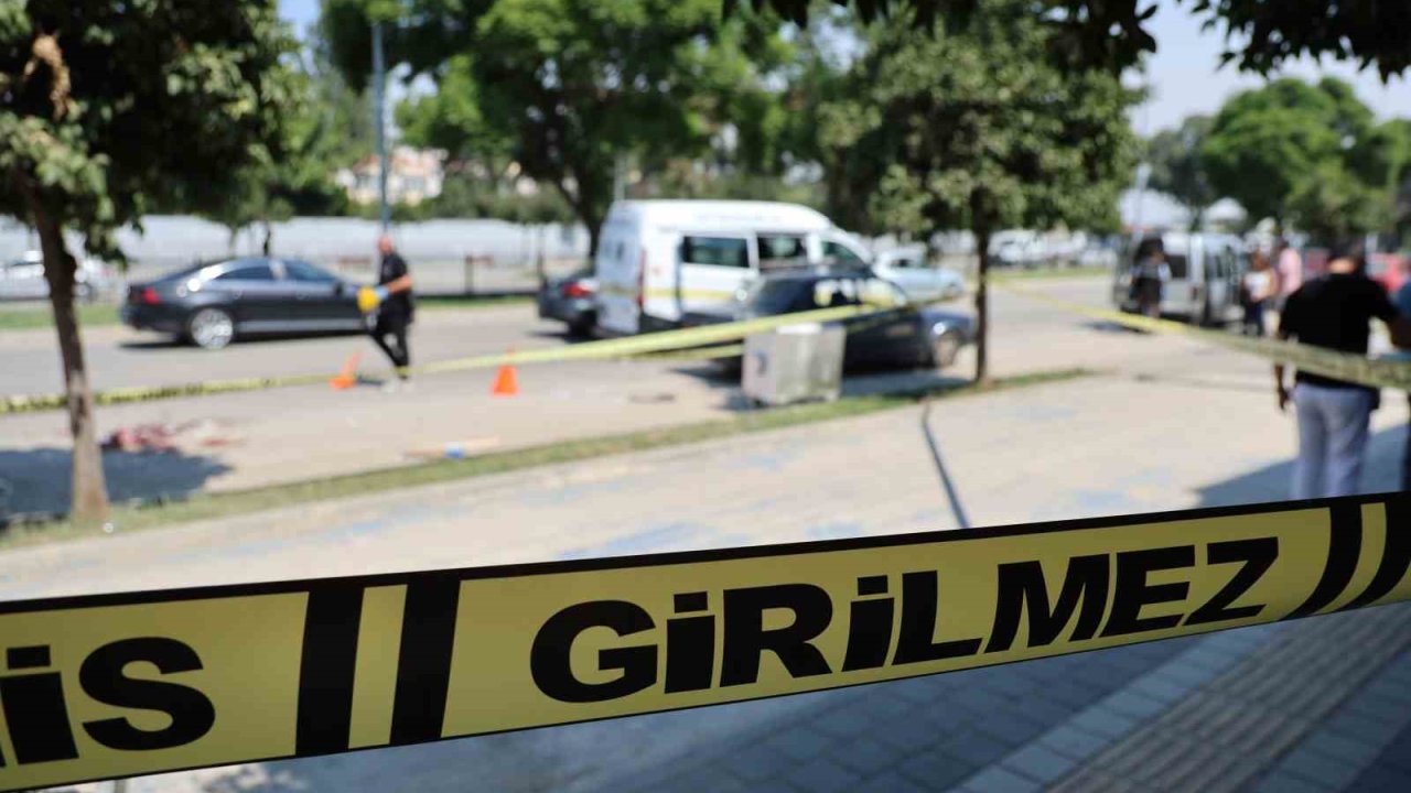 Boşanma davasından çıkan aileler birbirine girdi: 1 ölü, 5 yaralı