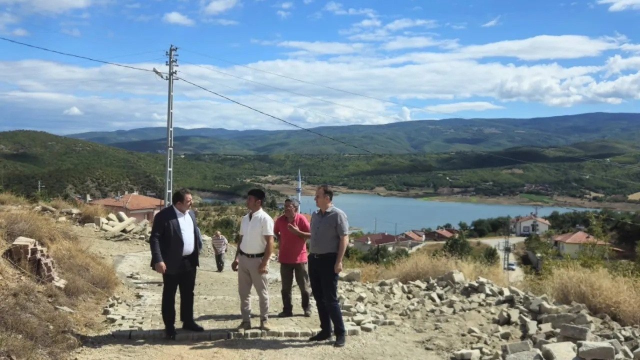 Sinop’ta köylere parke yol